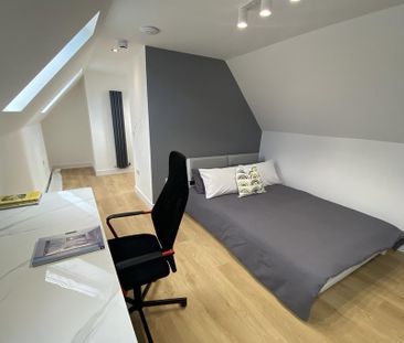 1 bedroom in a house share to rent - Photo 4