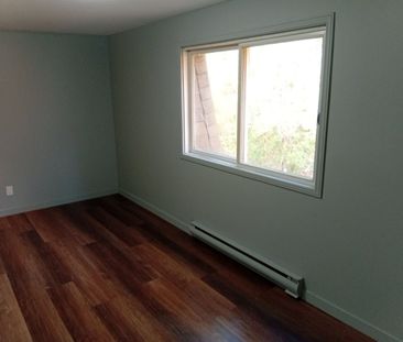 For Lease - 190 Borland Street Unit# 4, Orillia, Ontario - Photo 2