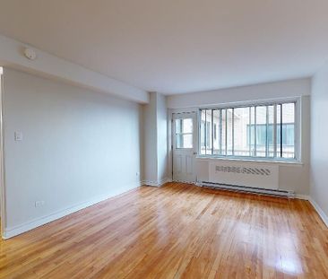 4875 Dufferin, Montréal, QC - Photo 4