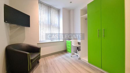 4 bedroom flat share to rent - Photo 4