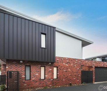 Modern & Spacious 3x2 Townhouse � Secure Gated Complex - Photo 6