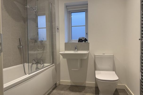 2 bedroom semi-detached house to rent - Photo 1