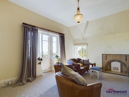 2 bedroom flat to rent - Photo 4