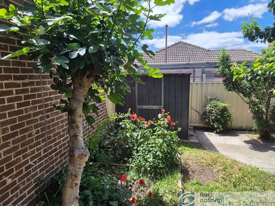 1 / 2 Vizard Street, Dandenong - Photo 1