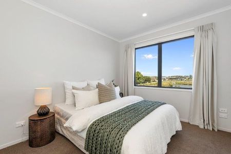 Experience contemporary living at 7/37 North Ridge Drive, a stylish near‑new townhouse in the heart of Rototuna North. - Photo 5