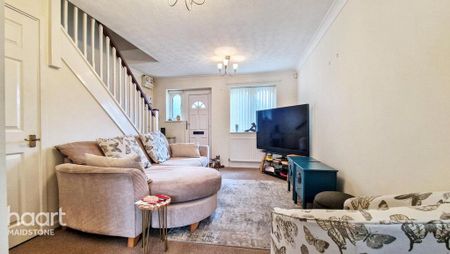 2 bedroom end of terrace house to rent - Photo 3