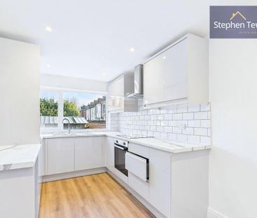 3 bedroom terraced house to rent - Photo 4