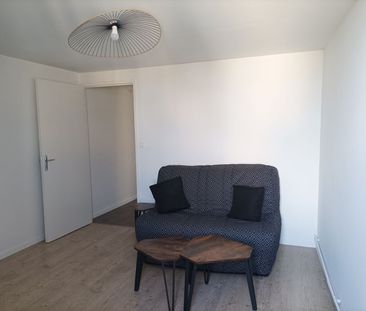 Location Appartement 1 pièce 30m² - Photo 1