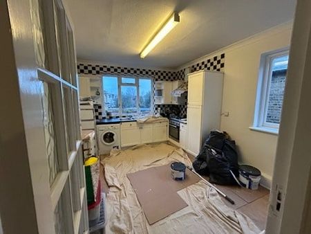 2 Bed Flat, Townmead Road, SW6 - Photo 5