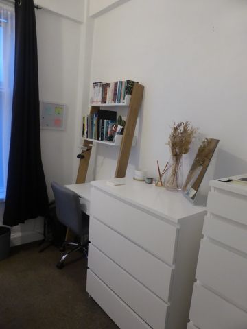 Room in a Shared Flat, Gorgie Road, EH11 - Photo 3
