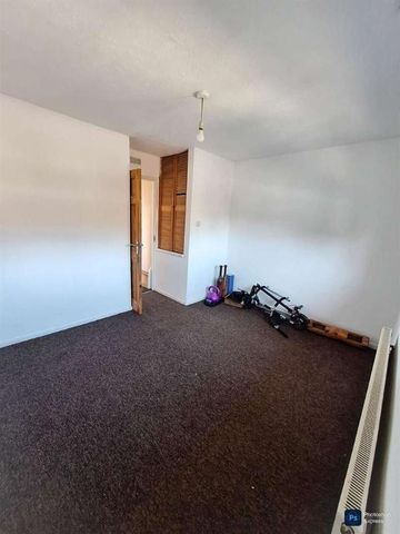 Crucible Close, Romford, RM6 - Photo 5