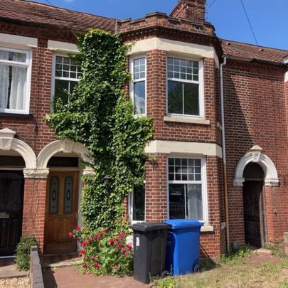 5 bedroom terraced house to rent - Photo 1