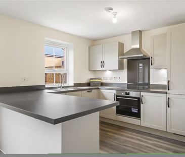 4 bedroom house to rent Indigo Close, Overstone, Northampton, North... - Photo 3