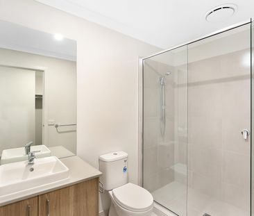 17 Bodega Walk, Brookfield VIC 3338 - Townhouse For Rent | Domain - Photo 2