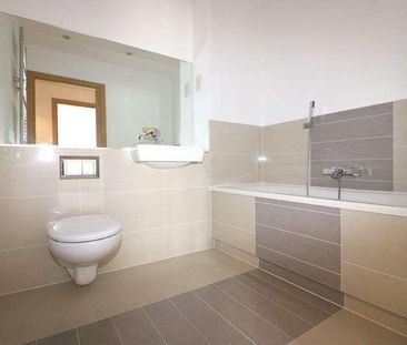 Highbanks, Southchurch Avenue, Southend-on-sea, Essex, SS1 - Photo 6