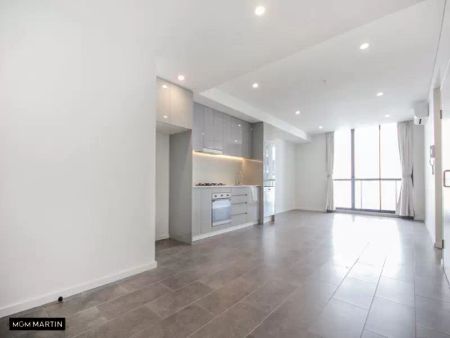 MGM MARTIN - TWO BEDROOM APARTMEN - Photo 3