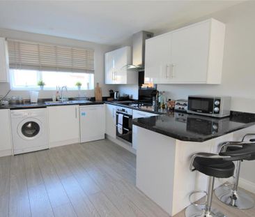 3 bedroom terraced house to rent - Photo 2