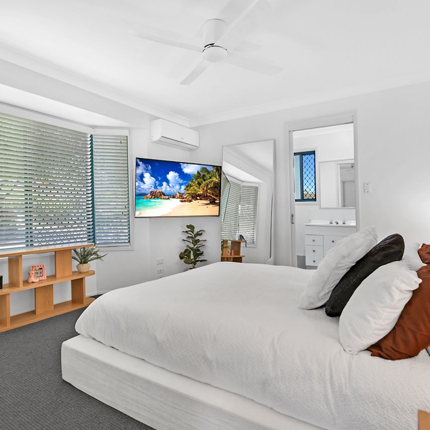 3/39 McMillan Street, Labrador QLD 4215 - Townhouse For Rent | Domain - Photo 1