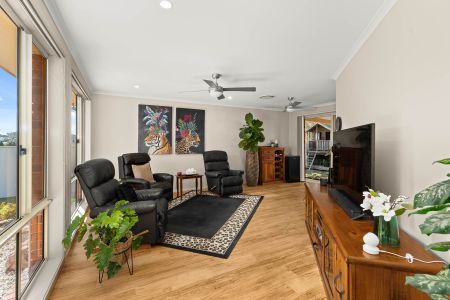 12 Country Grove Drive, Cameron Park NSW 2285 - House For Rent | Domain - Photo 2