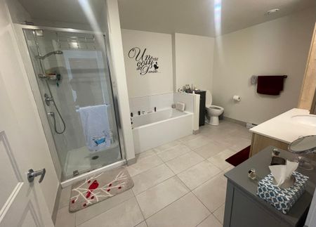 Superbe condo à louer - Photo 3