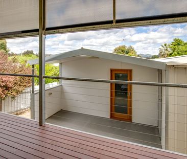ROOM 5 AVAILABLE - $260 PER WEEK - SHARED ACCOMMODATION - Photo 6
