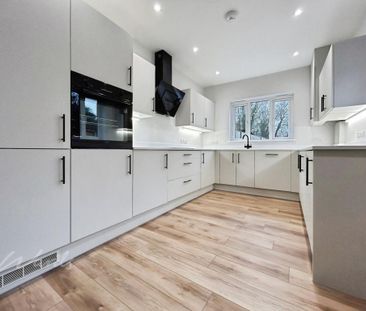 2 bedroom semi-detached house to rent - Photo 6