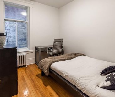 2030 Rue Lambert Closse apartment — Montréal, QC (6-Bedroom) - 6 Bedroom - Photo 2