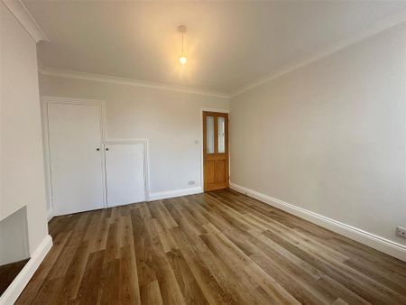 2 bedroom detached house to rent - Photo 2