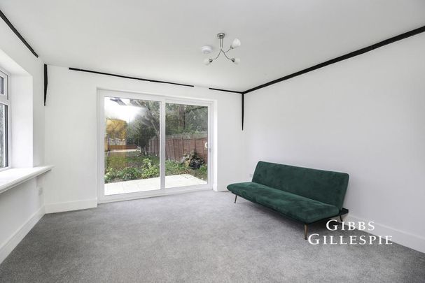 6 bedroom detached house to rent - Photo 1