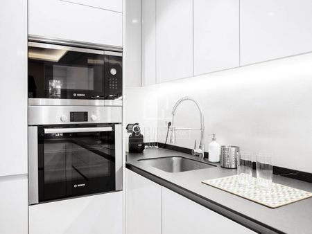 Excellent 2 Bedroom apartment for rent in Almagro, Madrid - Foto 2