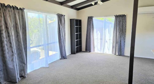 Lovely Home in Oxford Terrace - Photo 1