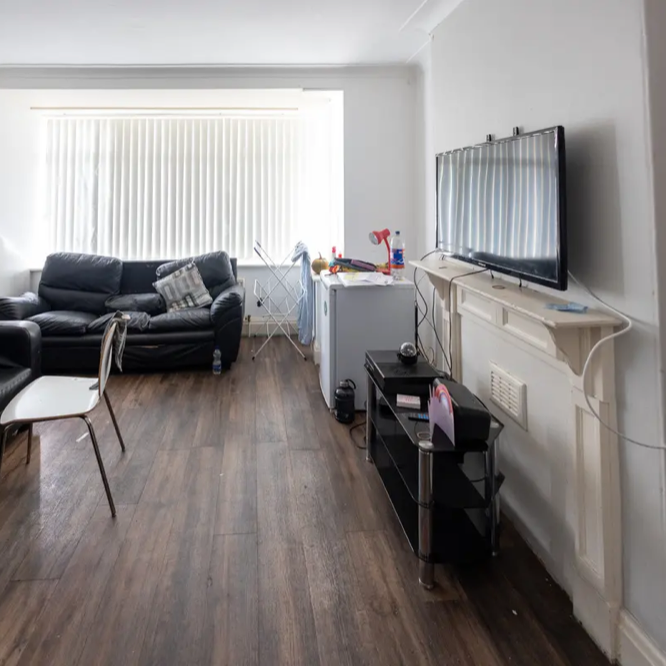 6 Bed - 59 St Annes Road, Headingley, Leeds - LS6 3NY - Student - Photo 1