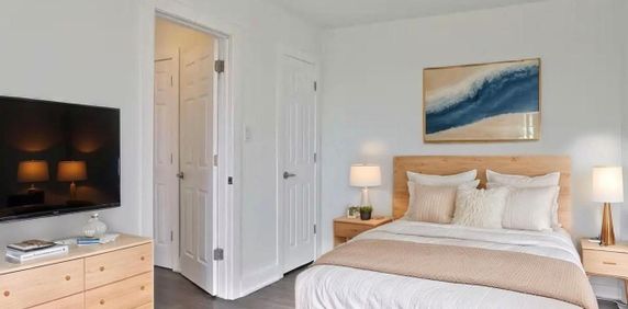 For Lease - 34 Heydon Park Road Unit# 19, Toronto, Ontario - Photo 2