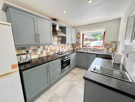 1 bedroom Flat To Let - Photo 4