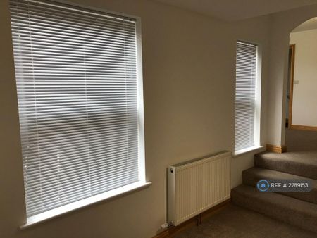 1 bedroom flat to rent - Photo 5