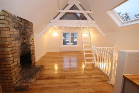 2 bedroom semi-detached house to rent - Photo 4