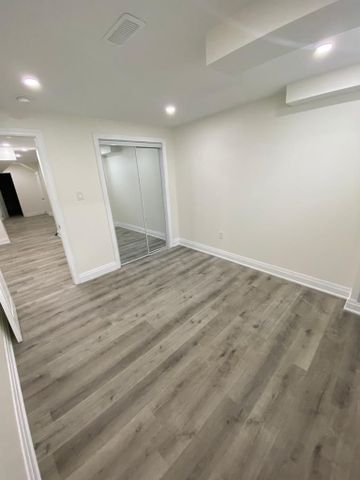 For Lease - 16 Herrick Drive, Brampton, Ontario - Photo 2