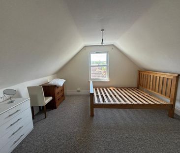 3 bedroom maisonette to rent - Photo 2