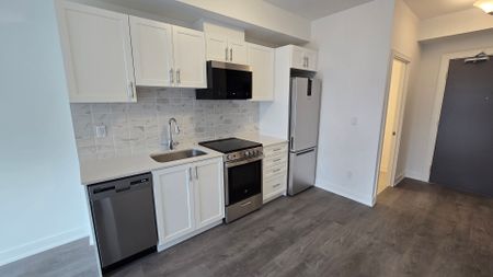 For Lease - 705 Davis Drive Unit# 216A, Newmarket, Ontario - Photo 3