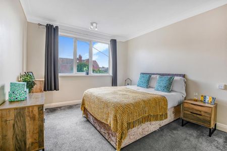 2 bedroom flat to rent - Photo 3