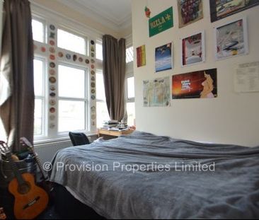 2 Bedroom Property Near Leeds University - Photo 3