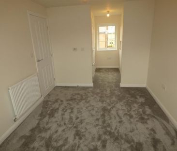 3 bedroom detached house to rent - Photo 5