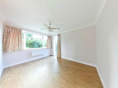 Seafield Park Road, Hill Head, Fareham - Photo 2