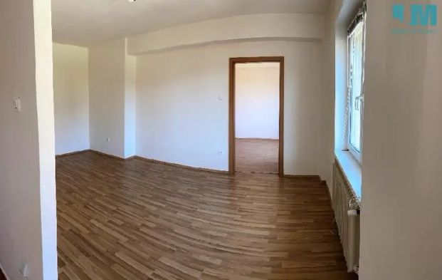 Pronájem bytu 2+1, Třebíč, Spojenců, parkování, výtah, sklep - Photo 1