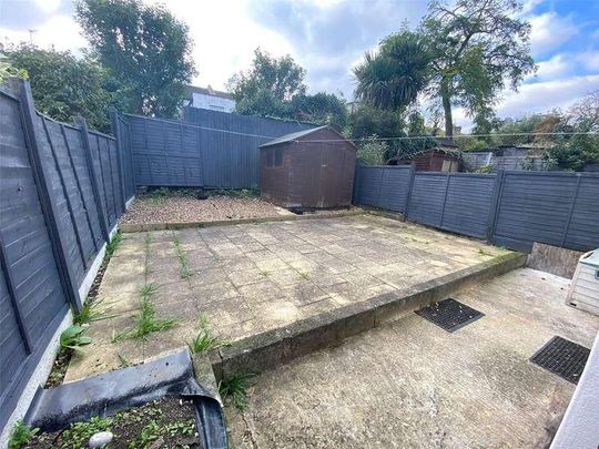 Sydney Road, Hornsey, London, N8 - Photo 1