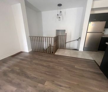 For Lease - 1715 Adirondack Chase Unit# 111, Pickering, Ontario - Photo 4