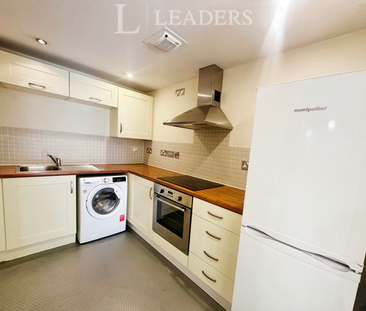 2 bedroom flat to rent - Photo 6