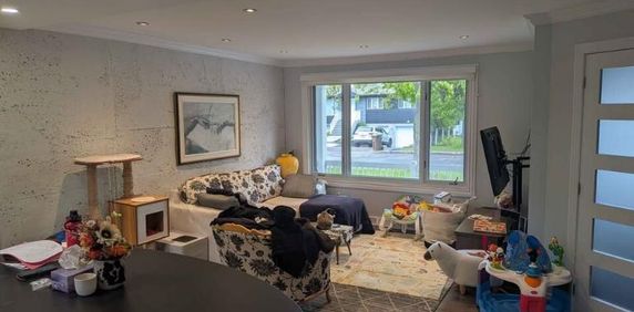 6 1/2 - Laval - 2 400 $/mois - Photo 2