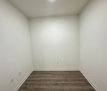 For Lease - 8 Interchange Way Unit# 3815, Vaughan, Ontario - Photo 5