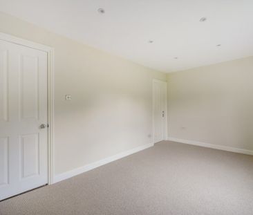 4 Bedroom House - Chapel Road, Meonstoke - Photo 4